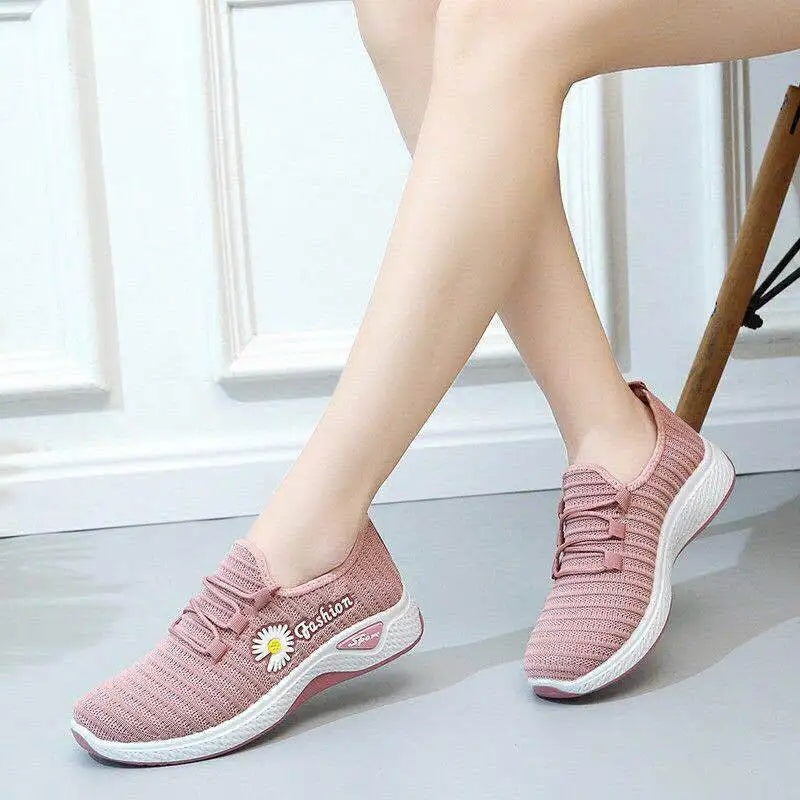 New Women's Shoes Autumn New True Fly Weaving Old Beijing Cloth Shoes Little Daisy Women's Casual Sports Shoes Walking Shoes